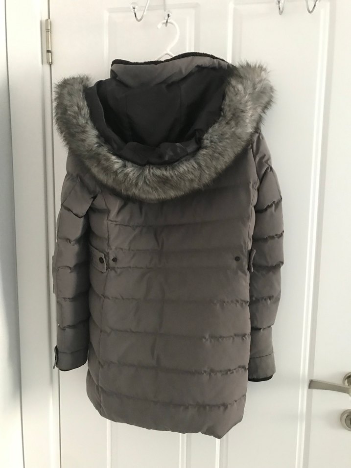 Gri Kadın Midi Kaban, Kürklü Kapüşonlu - Görsel 2