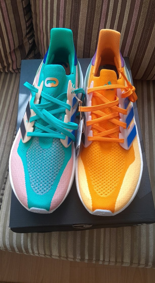 Adidas Ultraboost 5 Erkek Koşu ve Antrenman Ayakkabısı - Görsel 4