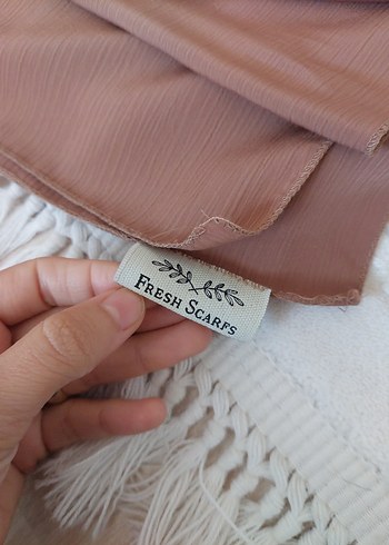 Kadın Bej Drapeli Şal - Görsel 2