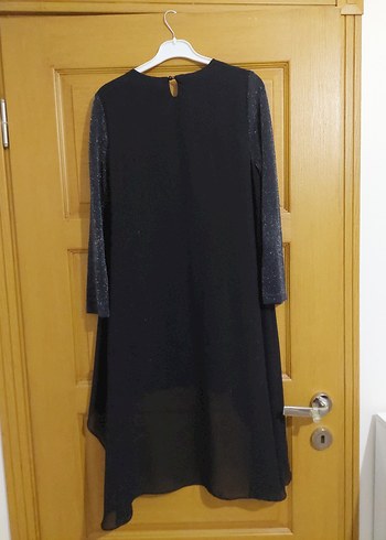 Siyah Uzun Kollu Dökümlü Kadın Tunik - Görsel 4