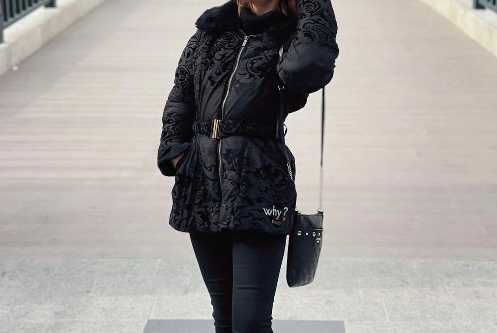 Desigual Orijinal Kürk Detaylı Desenli Siyah Mini Kaban - Görsel 2