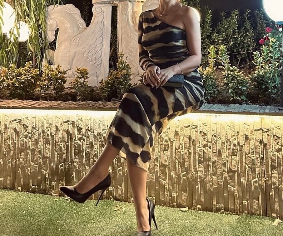 Zara Kahverengi Zebra Desenli Drapeli Uzun Elbise - Görsel 2