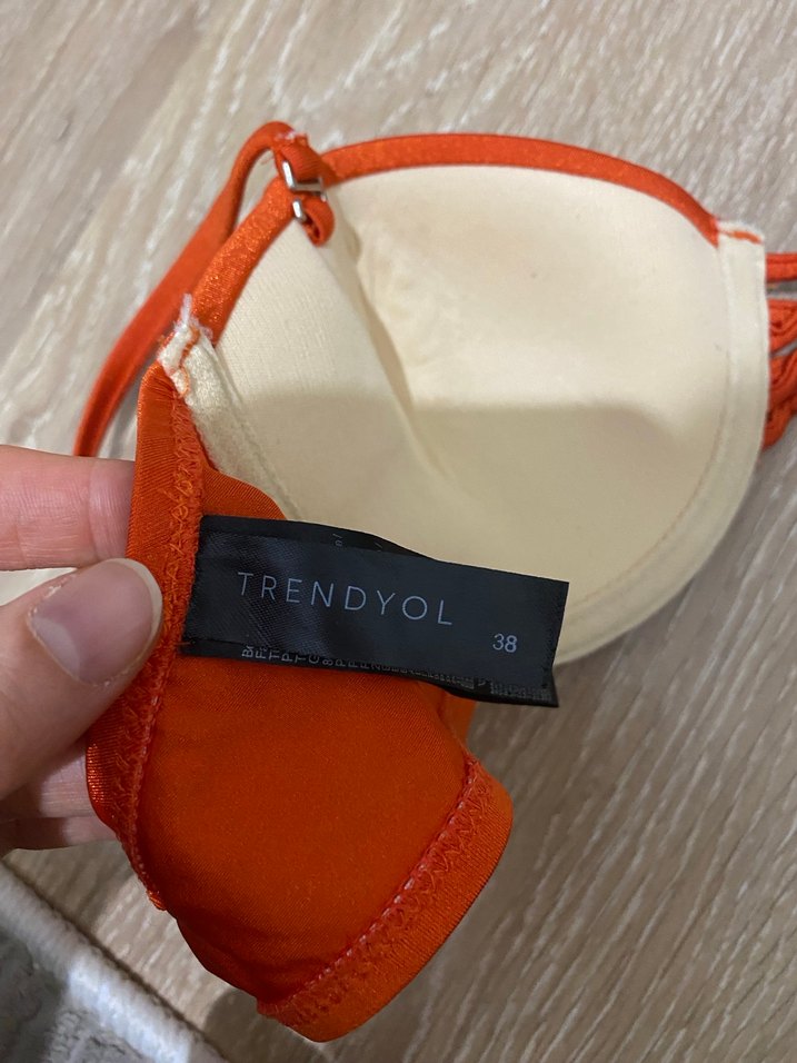 Parlak Turuncu Kadın Bikini Üstü - Görsel 5