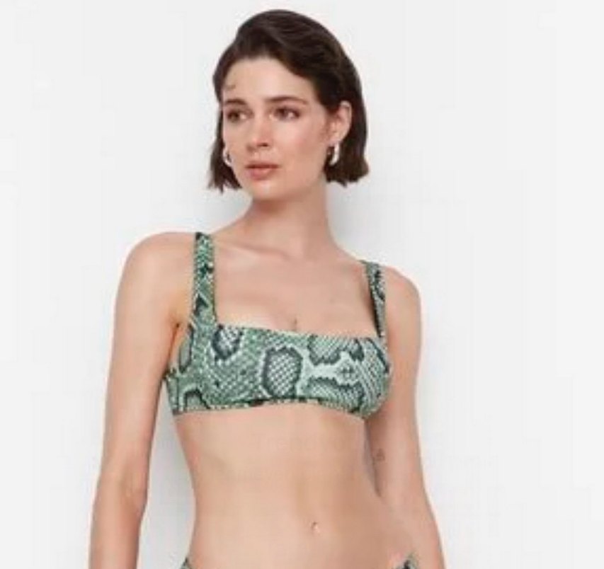 Yeşil Yılan Desenli Mini Bikini Üstü - Görsel 4