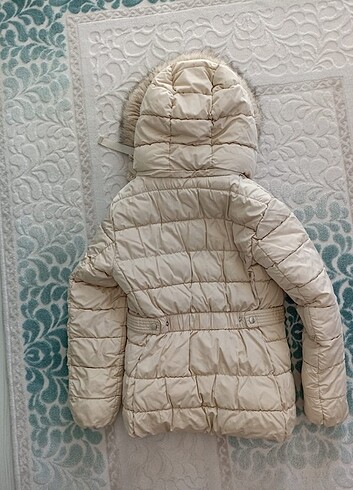 s Beden Stradivarius kürklü şişme mont