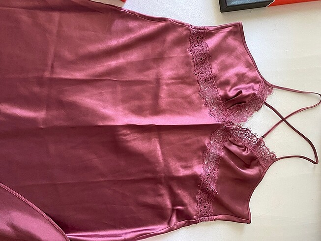xl Beden ten rengi Renk Pierre cardin saten gecelik takımı