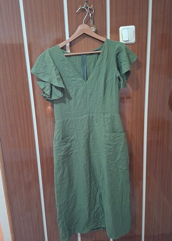 Yeşil V Yakalı Uzun Keten Elbise - Görsel 4