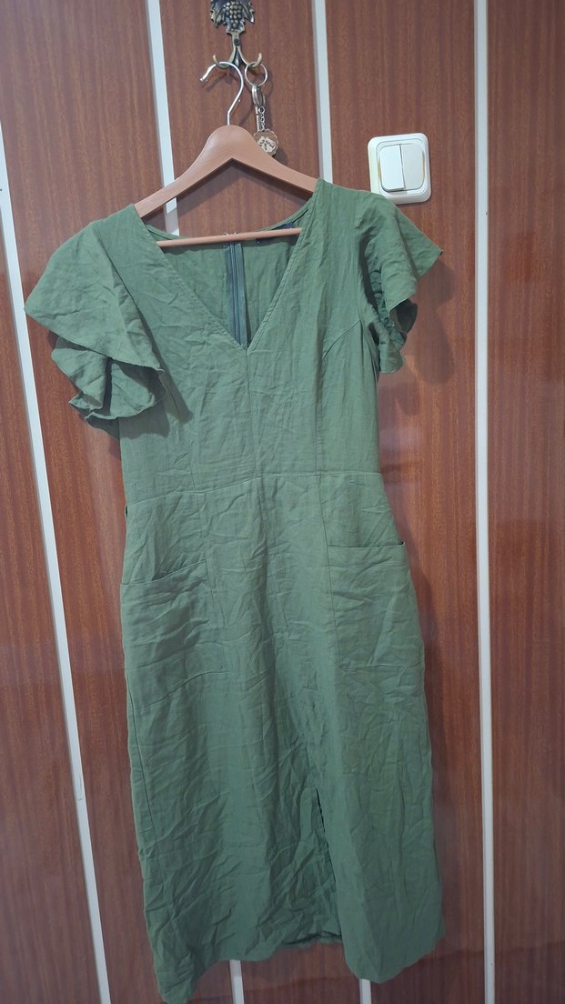 Yeşil V Yakalı Uzun Keten Elbise - Görsel 2