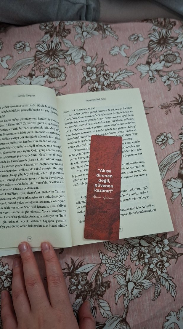 Nicola Simpson - Hayatımın Yedi Rengi - Görsel 2