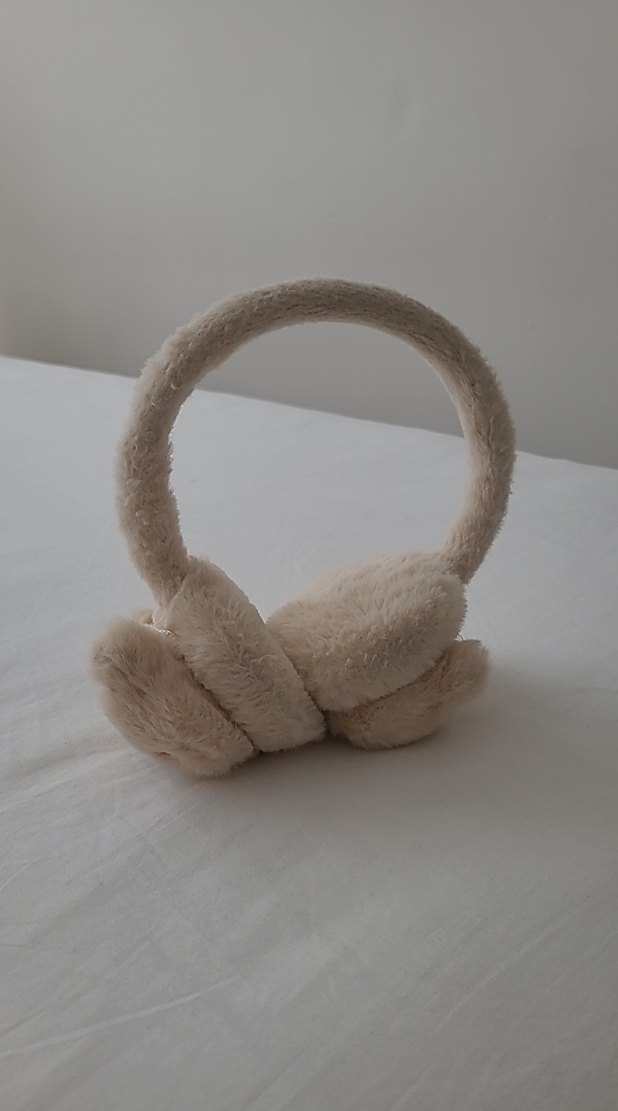 Bej Kürklü Kız Kulaklık - Görsel 4