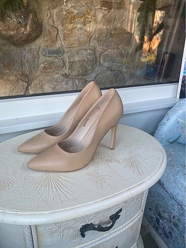 İPEKYOL STILETTO 38 YENİ ÜRÜN