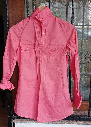 Mudo pembe gomlek