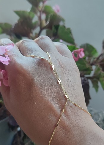 Altın Renk Zincir Detaylı Kadın El Zinciri - Görsel 2