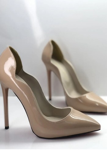 ten rengi Stiletto