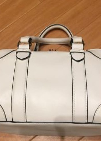 Zara Zara Beyaz Deri Çanta Yeni Etiketli Kusurlu Ürün