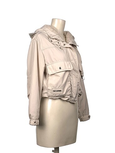 Bershka Bershka Mont %70 İndirimli.