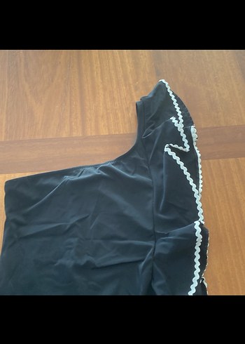 Tek Omuz Fırfırlı Siyah Mini Mayo - Görsel 3