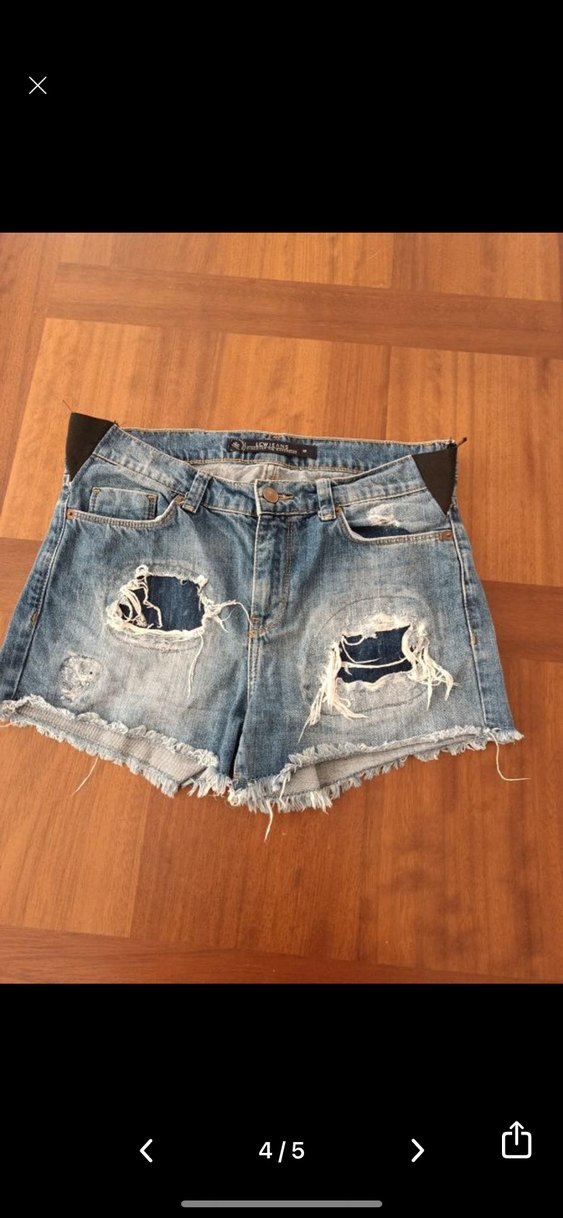 Kadın Mavi Yırtık Kot Şort - Görsel 3