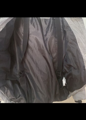 Gri Bel Detaylı Kadın Mont - Görsel 6