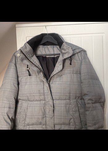 Gri Bel Detaylı Kadın Mont - Görsel 2