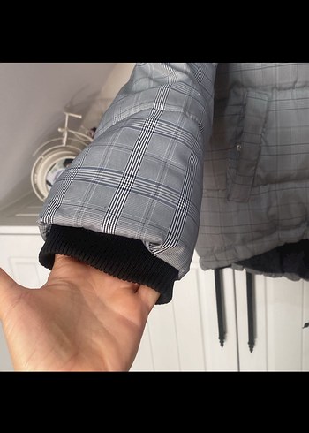 Gri Bel Detaylı Kadın Mont - Görsel 3