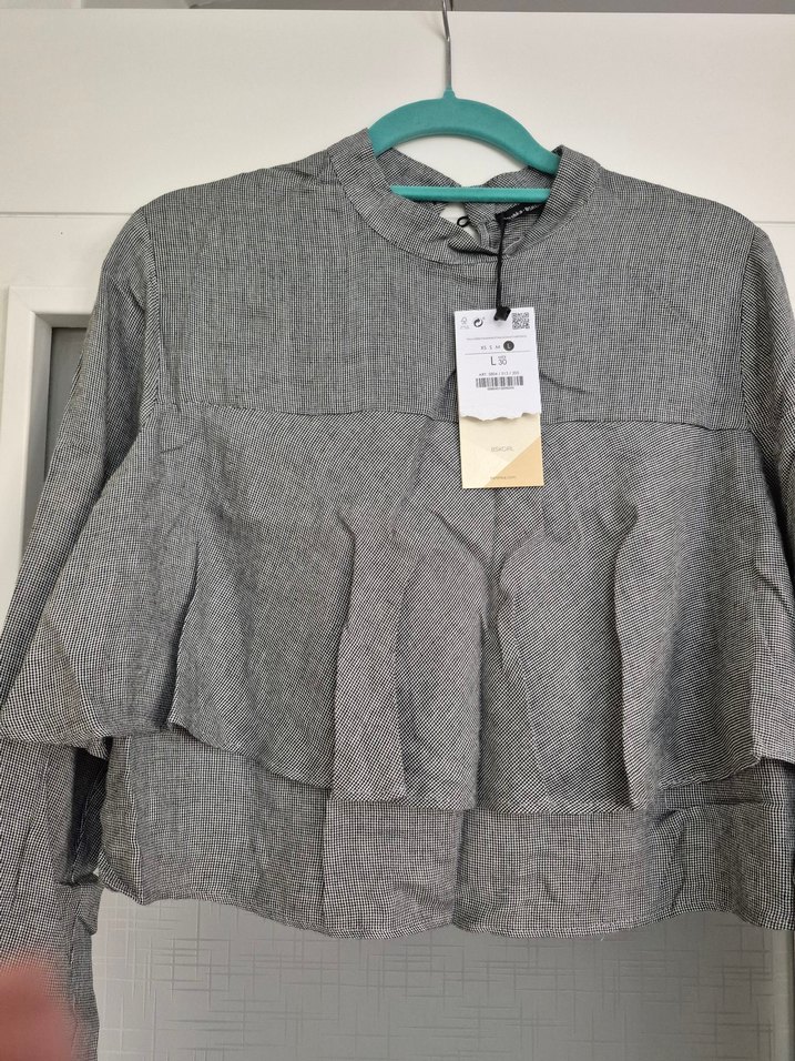 Gri Kısa Kesim Kadın Bluz - Görsel 2