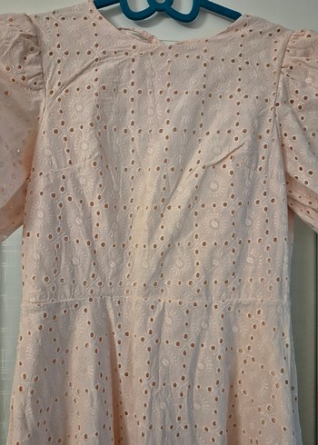 Dantel detaylı pembe uzun boy elbise - Görsel 8