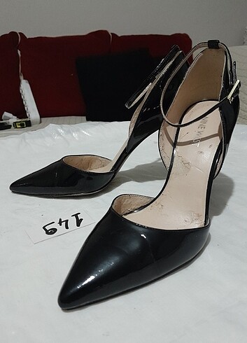 Nine West NİNE WEST 37,5 siyah rugan parlak Stiletto tarzı