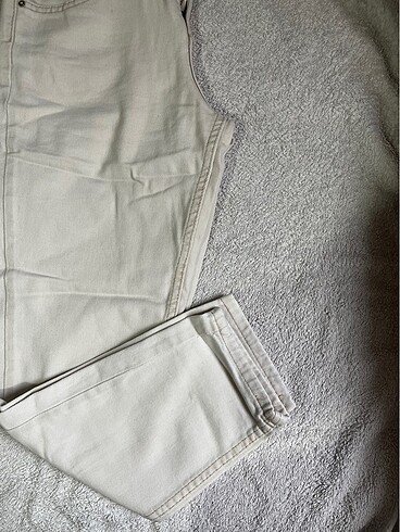 Beyaz pantolon - Görsel 3