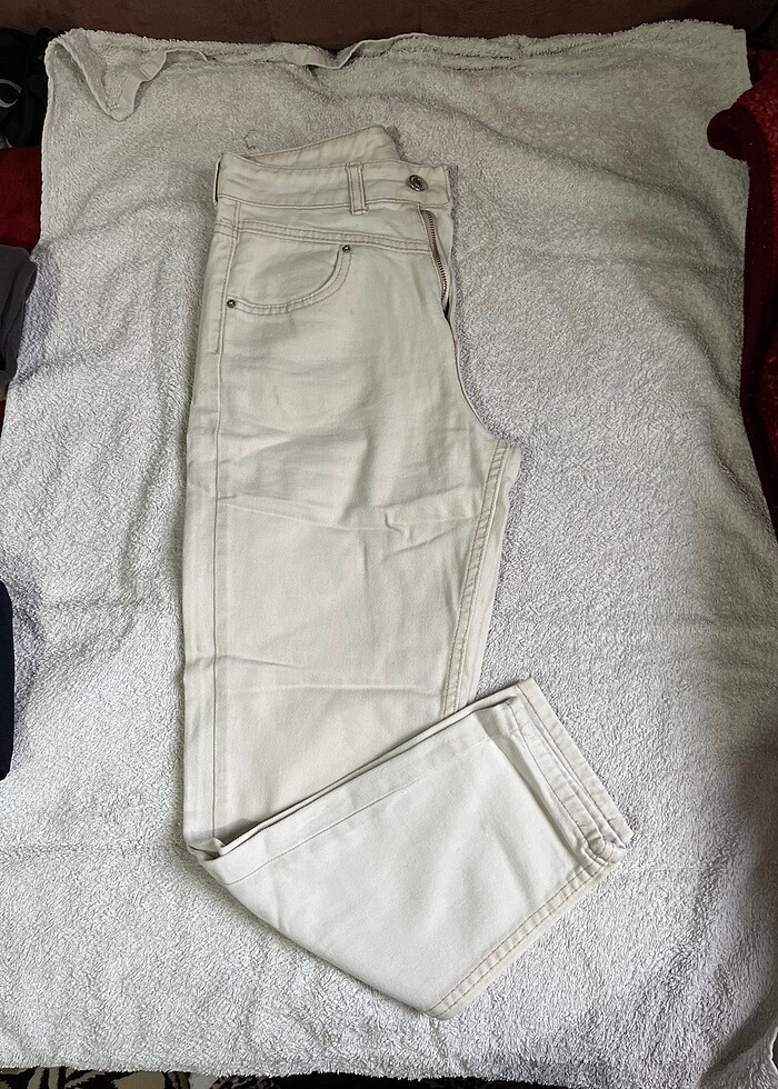 Beyaz pantolon - Görsel 4