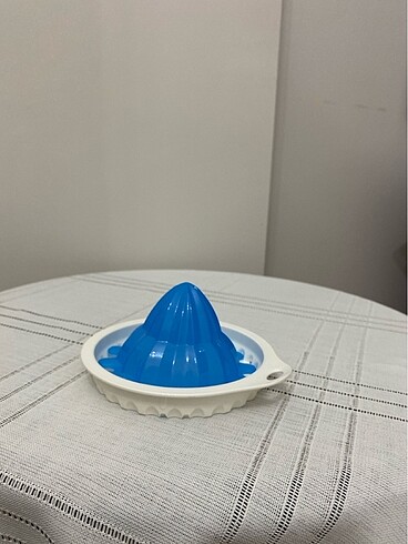 Tupperware narenciye sıkacağı