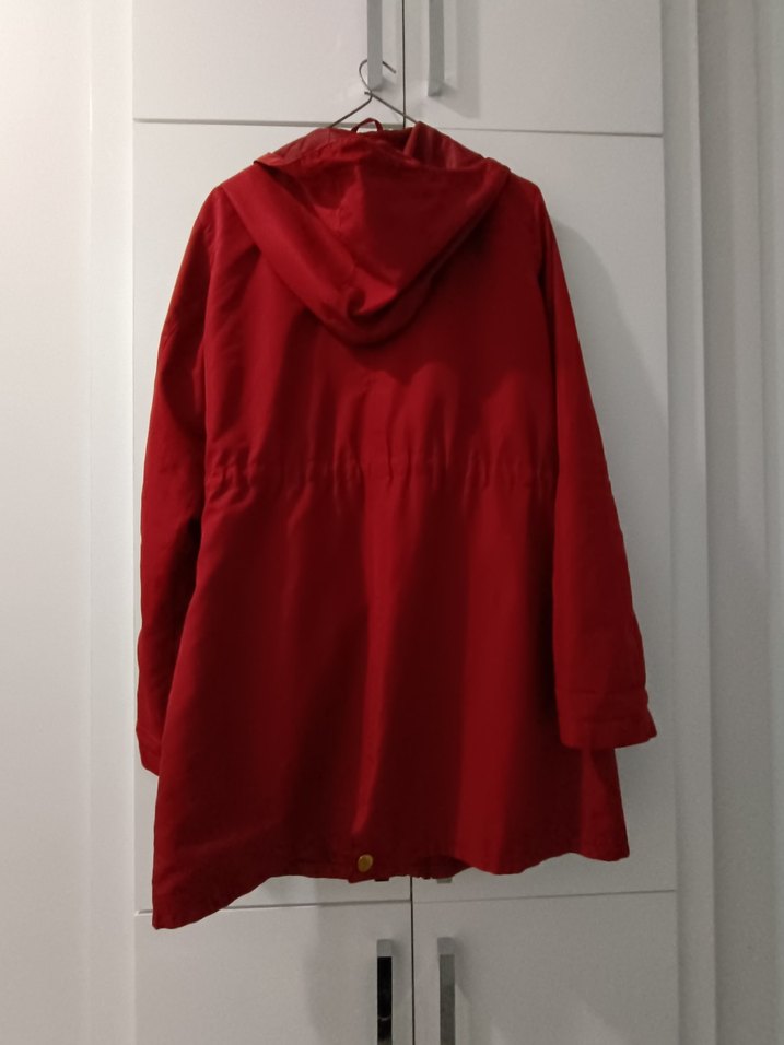 Kırmızı Midi Boy Fermuarlı Kadın Yağmurluk - Görsel 4