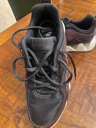 Nike spor ayakkabı,sıfır üründür