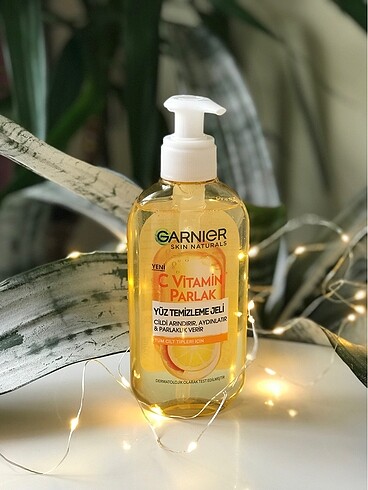 Garnier C Vitamini Parlak Yüz Temizleme Jeli