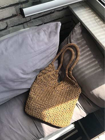 Beden Oysho model hasır çanta el örgüsü