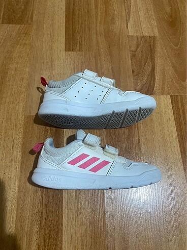 25 Beden Adidas spor ayakkabi