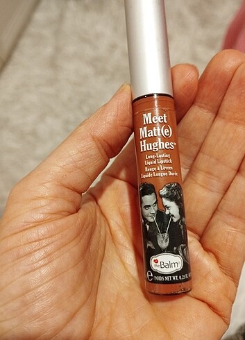 The balm mat likit ruj kahve bordro arası çok hoş bi rengi var