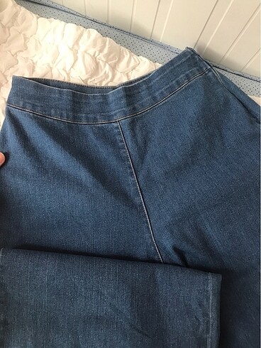 36 Beden Bol paça püsküllü pantolon