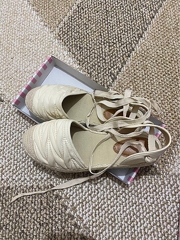 Zara Espadril sandalet
