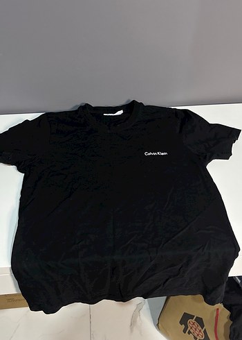 Calvin Klein ürünü