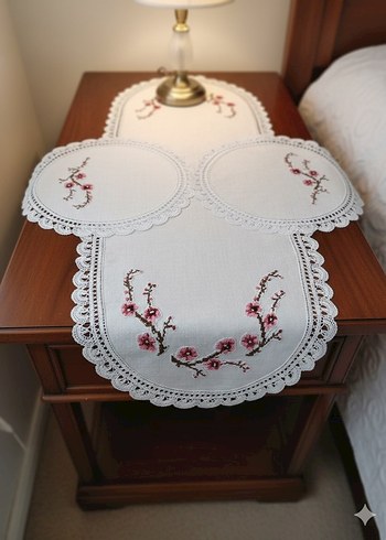 Kanaviçeli dantelli oda takımı runner seti - Görsel 3