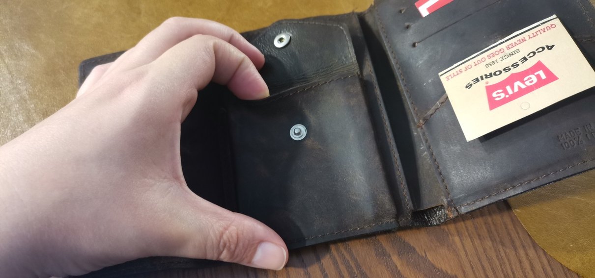 Levis erkek deri cüzdan. - Görsel 5