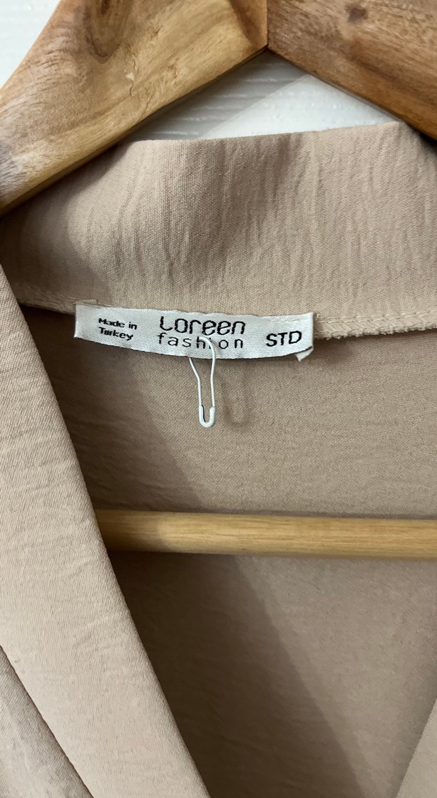 Bej Uzun Düğmeli - Görsel 4