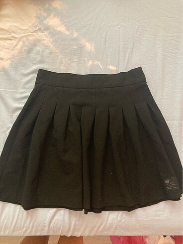 bershka siyah pileli etek
