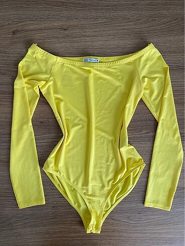 Zara Sarı Body Bluz Kayık Yaka