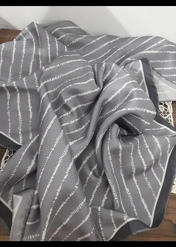 Yüzde yüz ipek eşarp LEVİDOR - Görsel 6