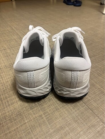 40 Beden New balance kadın spor ayakkabı