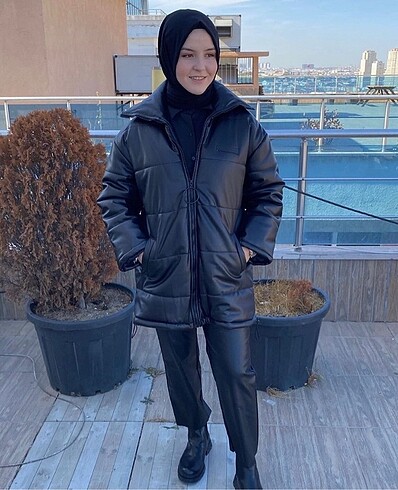 diğer Beden siyah Renk Deri Siyah Şişme Mont