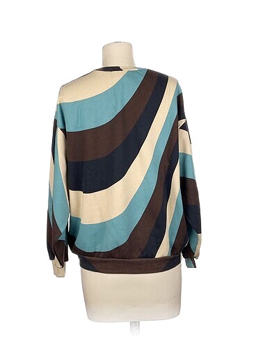 s Beden Pull and Bear Sweatshirt %70 İndirimli.