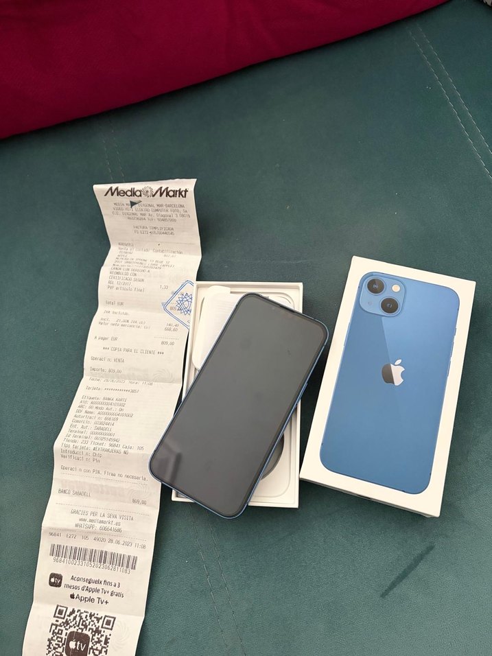 Koyu Mavi iPhone 13 - Görsel 3